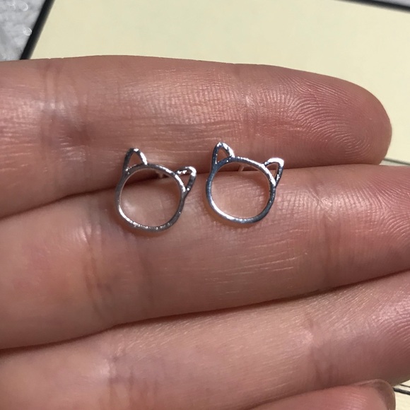 Sterling Silver 925 Cat Stud Earrings - Picture 4 of 5